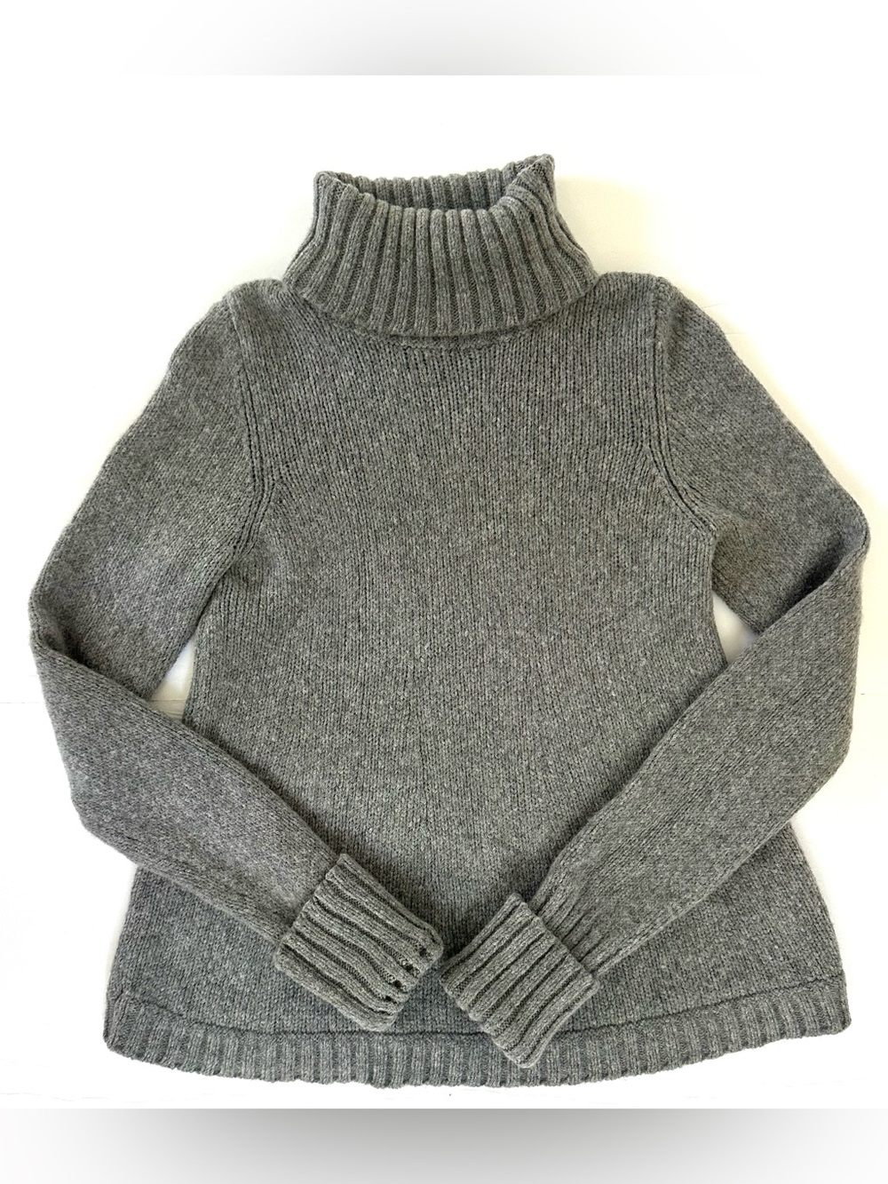 Vince Wool Blend Turtleneck Sweater M Gray Chunky Knit Cozy Quiet Luxury EUC